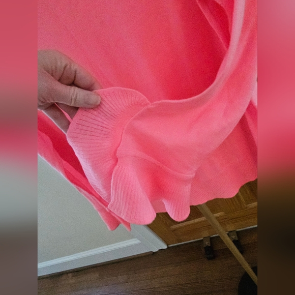 J.Crew Bell Sleeve Lightweight Sweater Size Medium - Picture 2 of 4